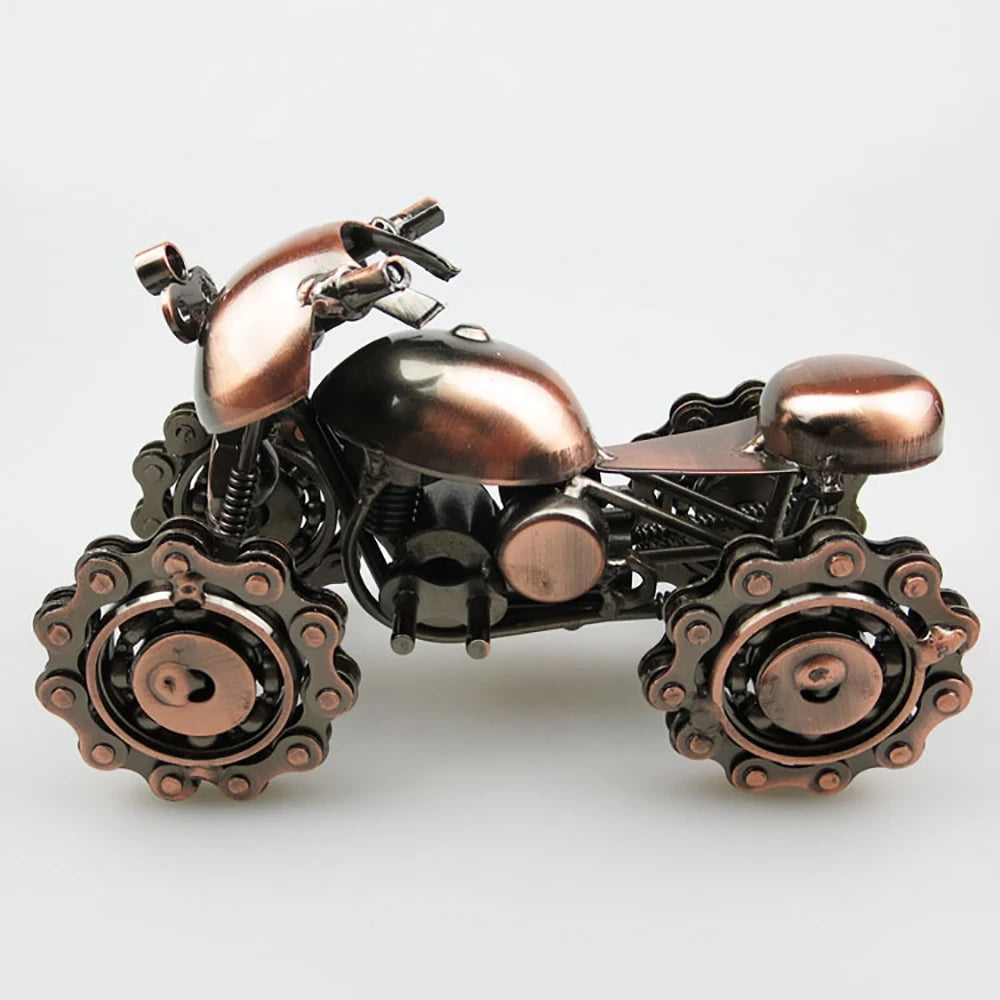 Vroomy - Decorazione con modellini di auto d'epoca, arredamento moderno per la casa, oggetti artigianali in metallo.